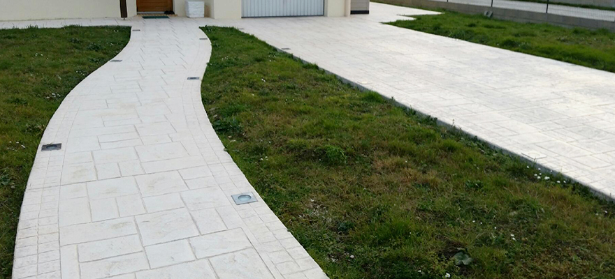 allee-jardin-beton-imprime
