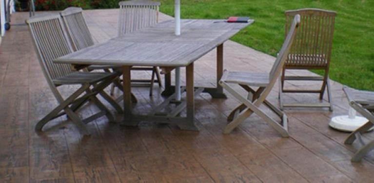 Terrasse béton décoratif