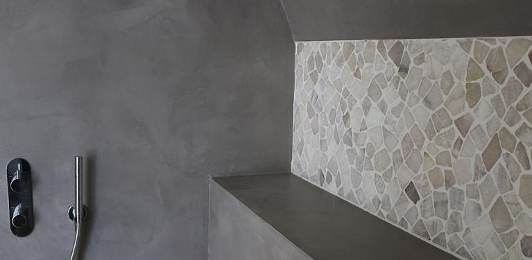 Réaliser salle de bain en béton ciré