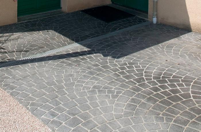 cour beton imprimé articimo