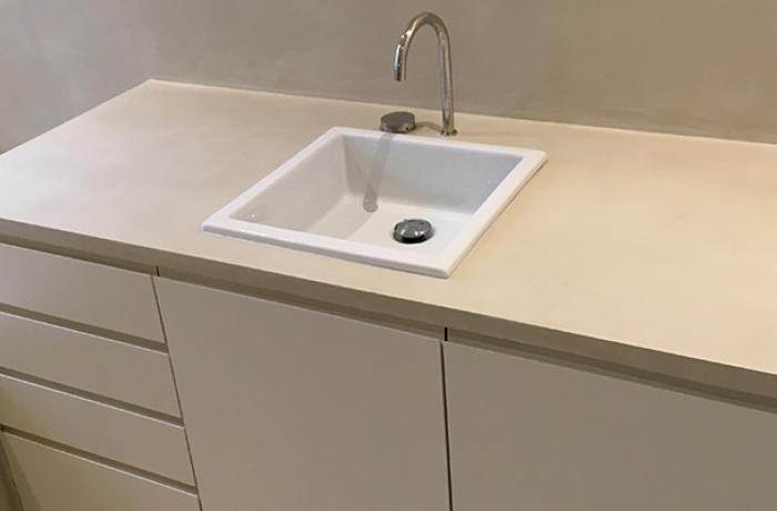 salle-d-eau-beton-cire-poli-articimo
